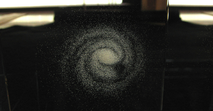 081124_galaxy_sale_04